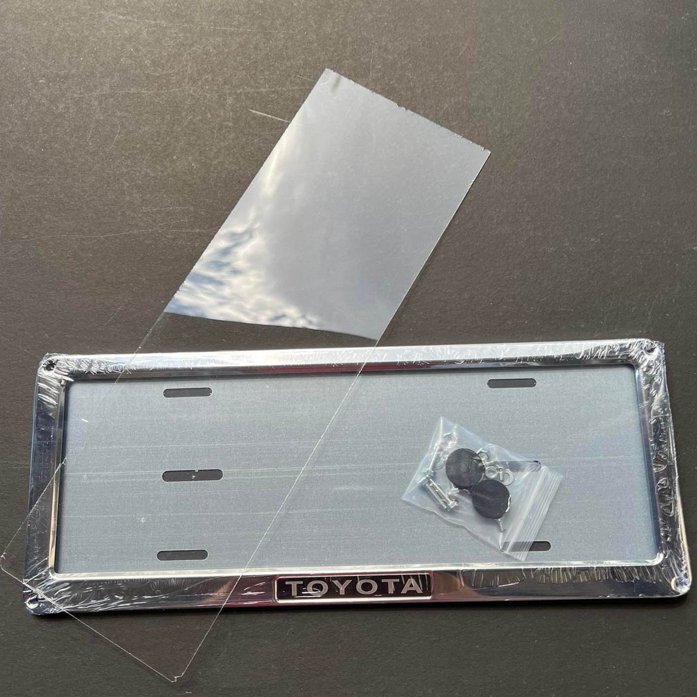 1PC TOYOTA Car Plate Cover Deflector Chrome Plate License Frame Cover with Clear Number Cover